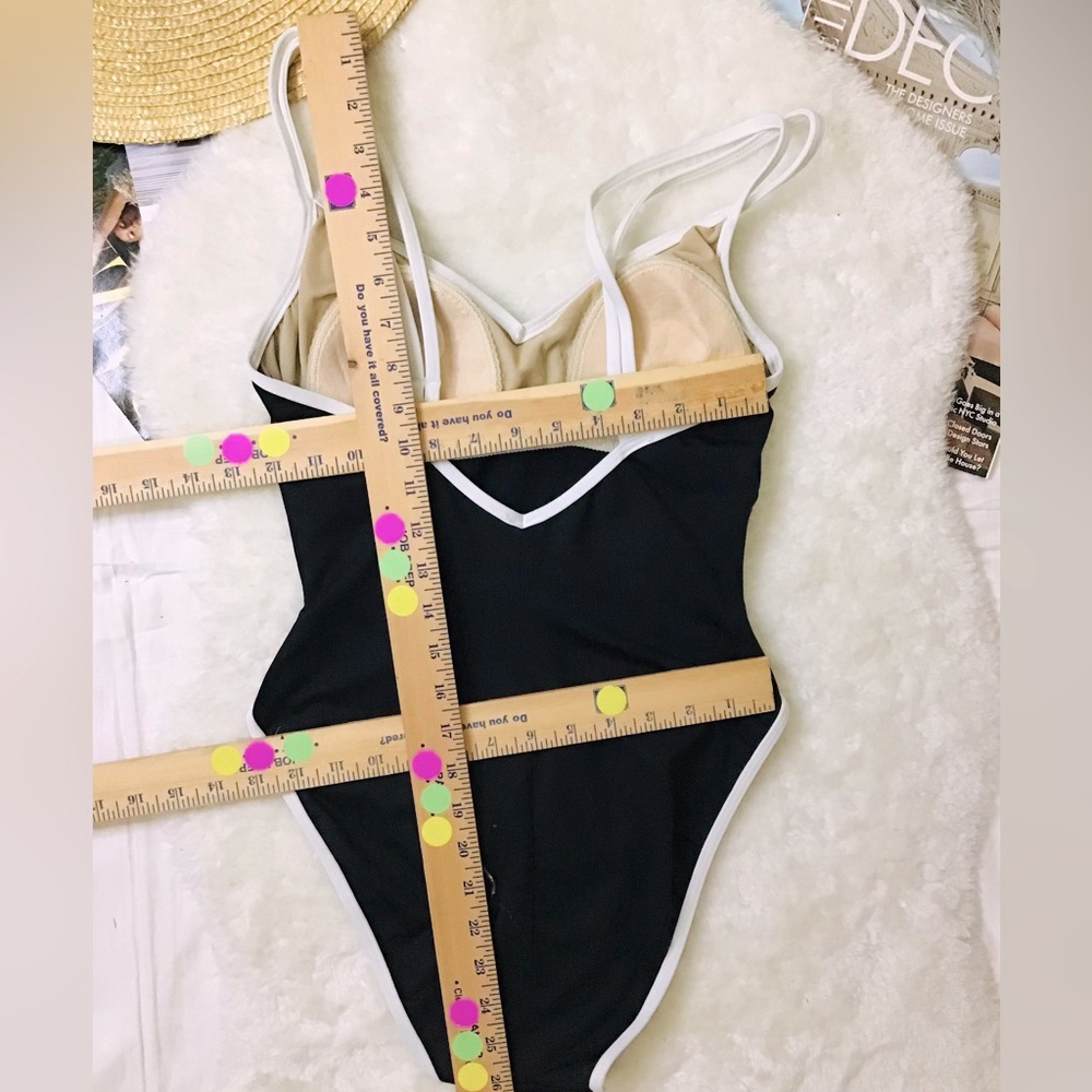 La Blanca Swimsuit - Picture 3 of 5